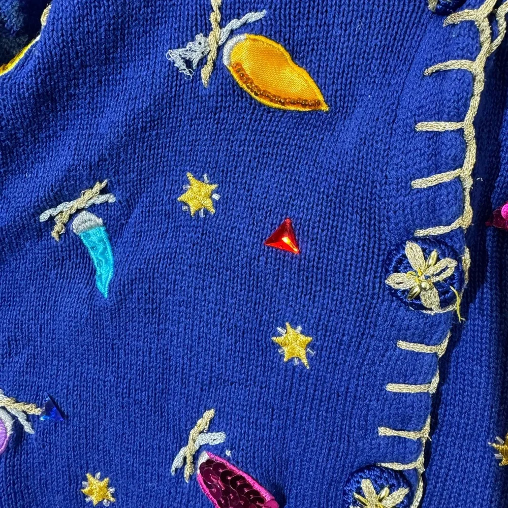Lisa International Vintage Holiday Sweater - Picture 6 of 8